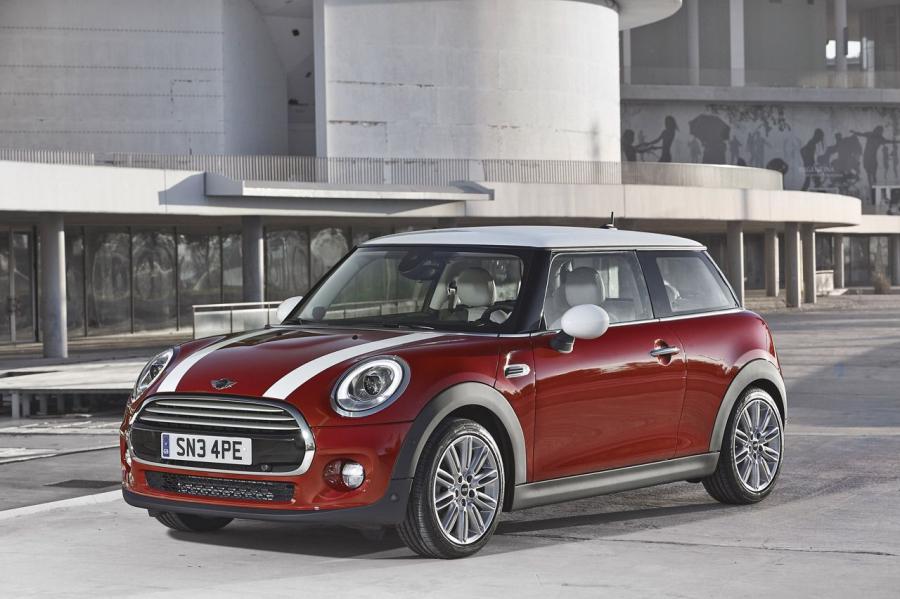  Mini Cooper Hardtop 2015 года  (фото 6 из 26)
